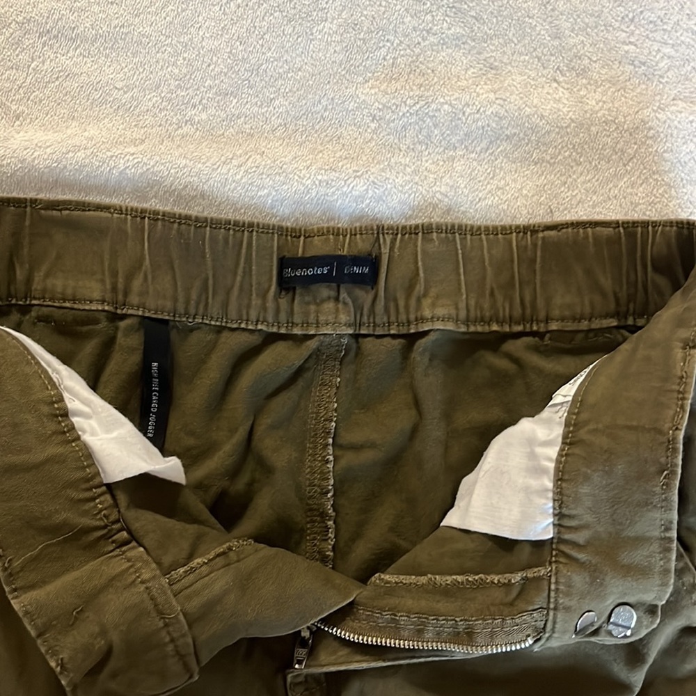 High Rise Cargo Joggers. - Picture 3 of 3